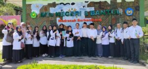 MGMP Bahasa Indonesia MTs Kabupaten Bantul selenggarakan pertemuan di MTsN 8 Bantul. (doc: tim)